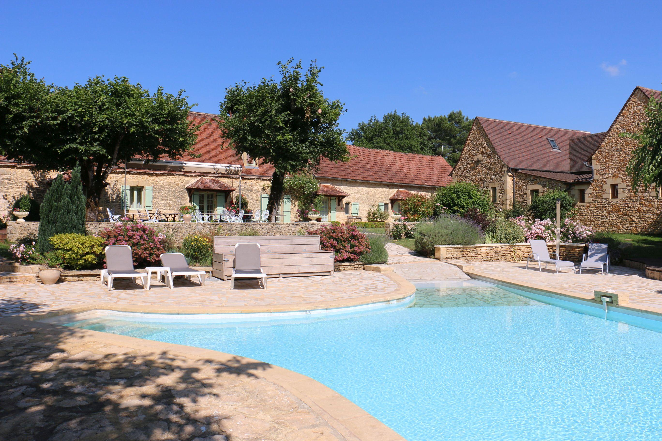 Hotel De La Ferme Lamy Meyrals エクステリア 写真