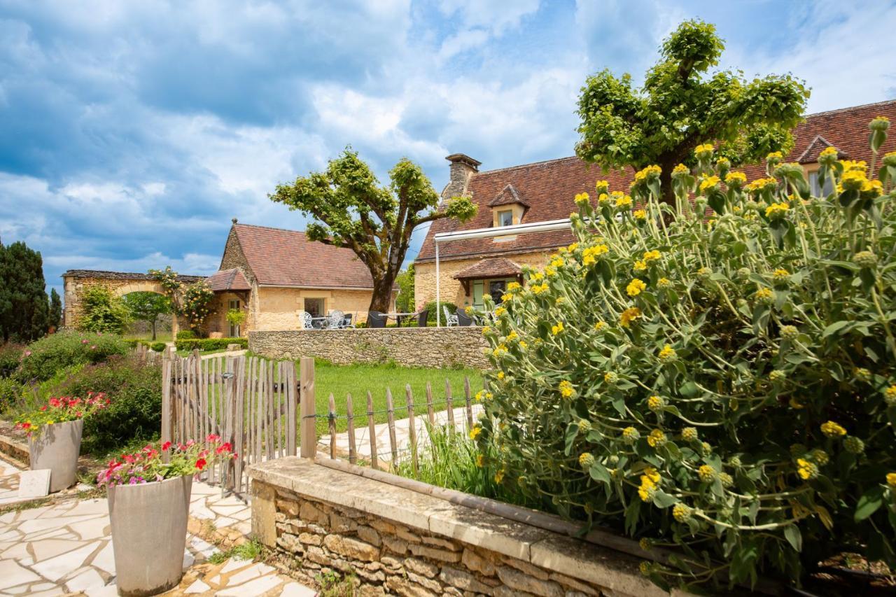 Hotel De La Ferme Lamy Meyrals エクステリア 写真