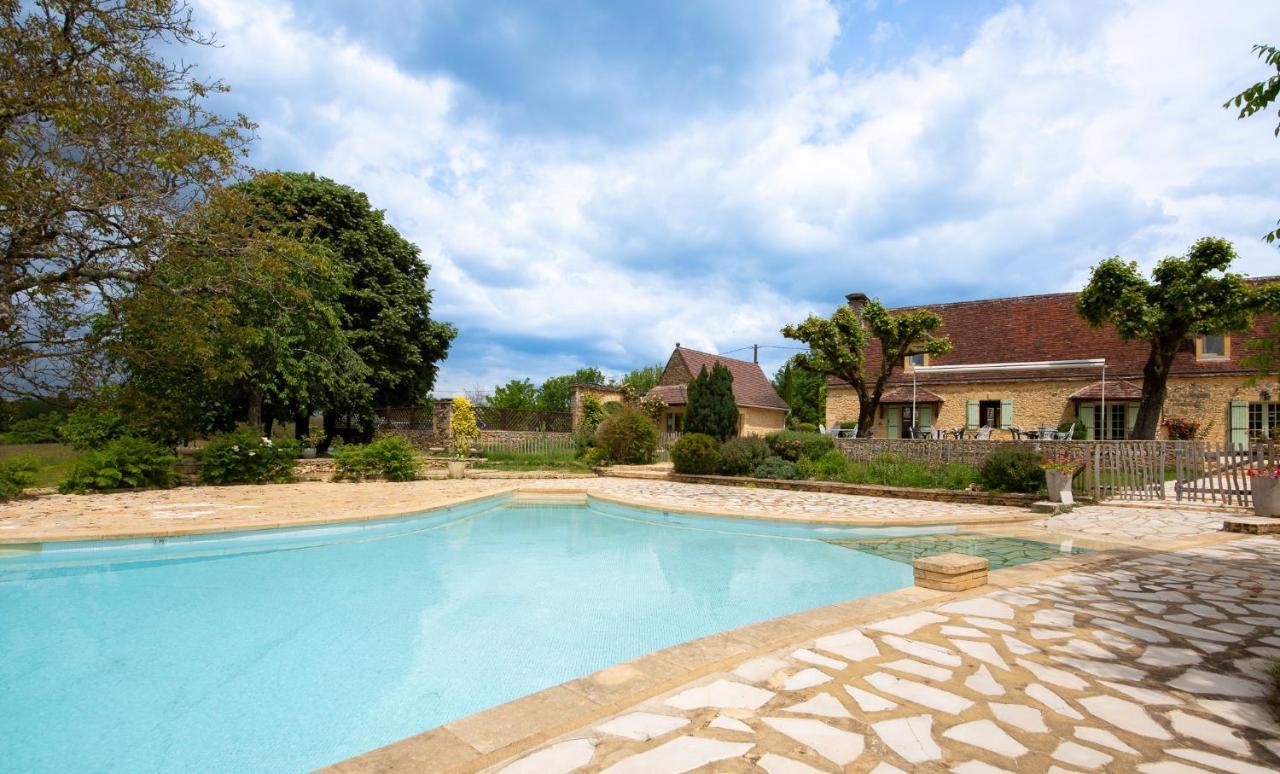 Hotel De La Ferme Lamy Meyrals エクステリア 写真